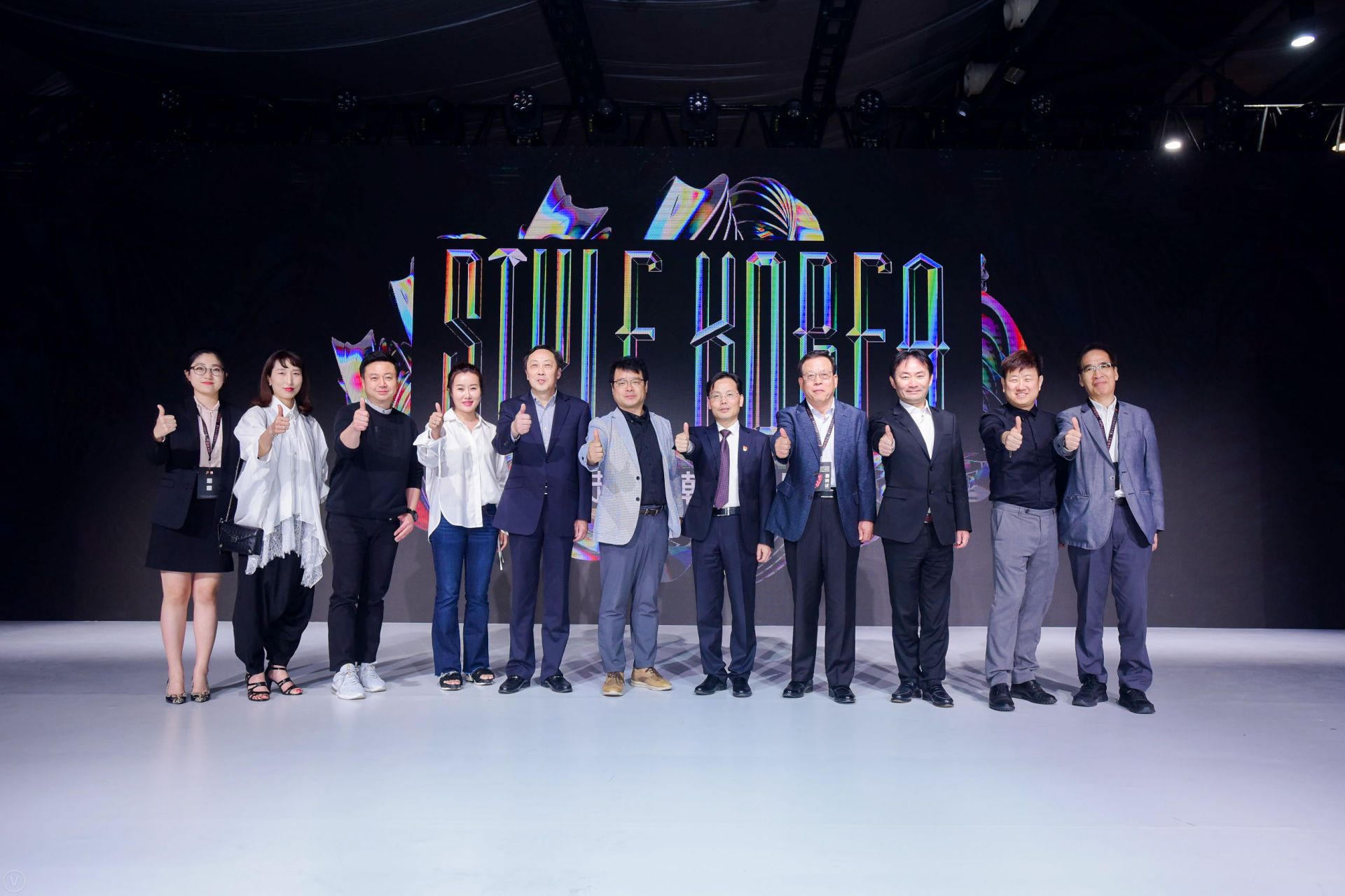 日本队完胜韩国队，安赛龙惊艳四座