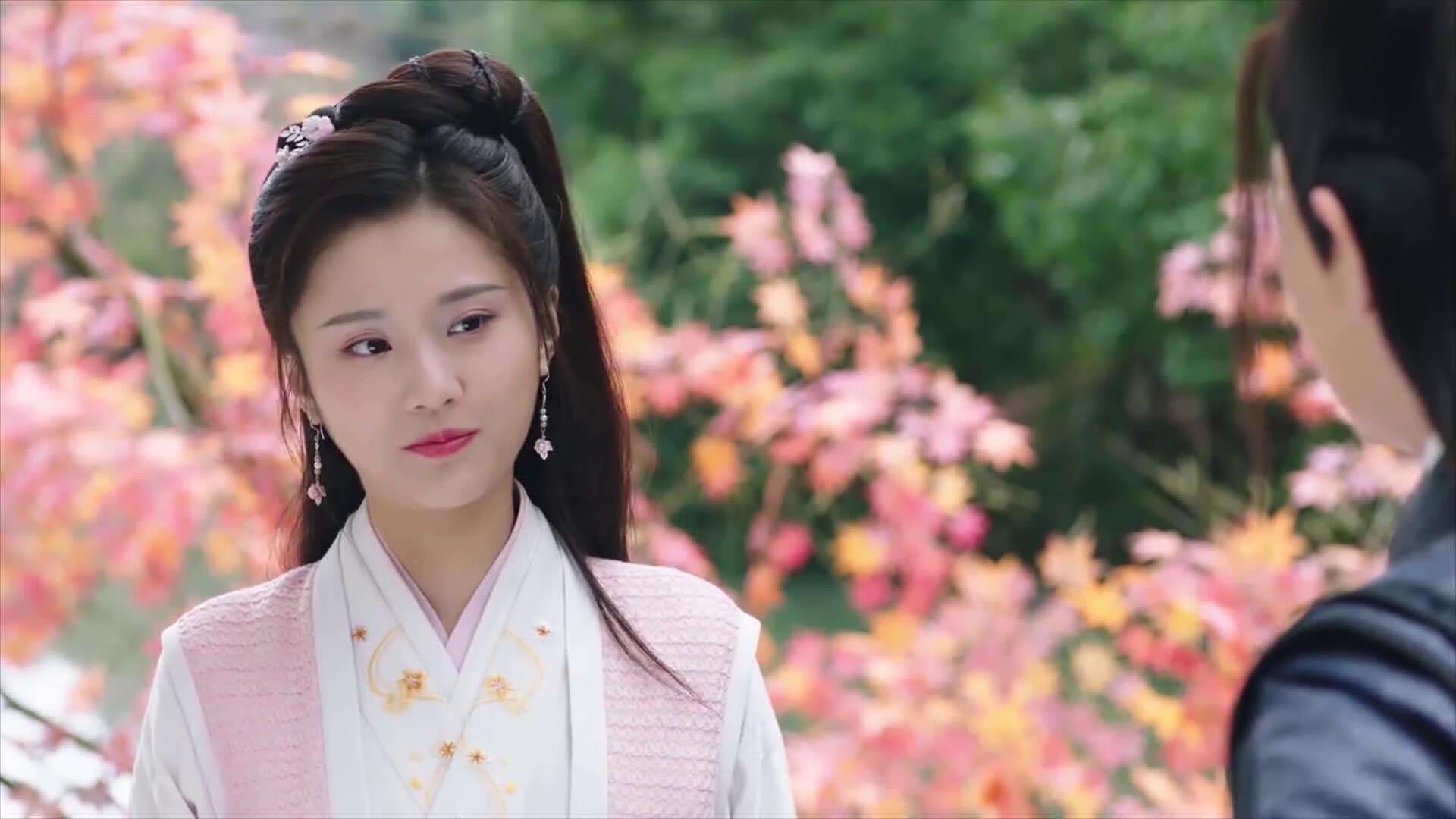 跨界终章，本泽马的NBA接管与巴拉圭的足球隐喻