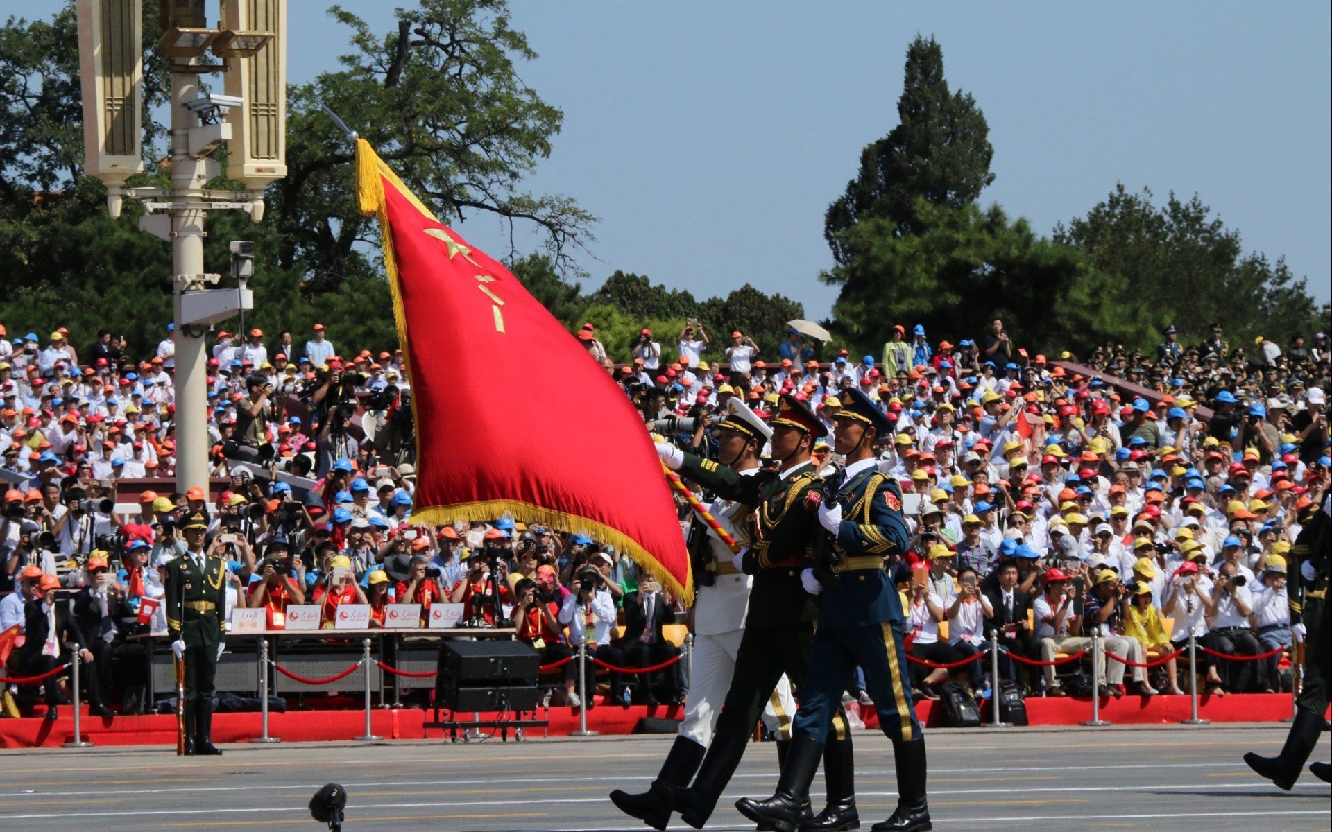历史首次相遇便创纪录！布克62分11助攻碾压巴特勒，浙江跨联赛首战力克热火