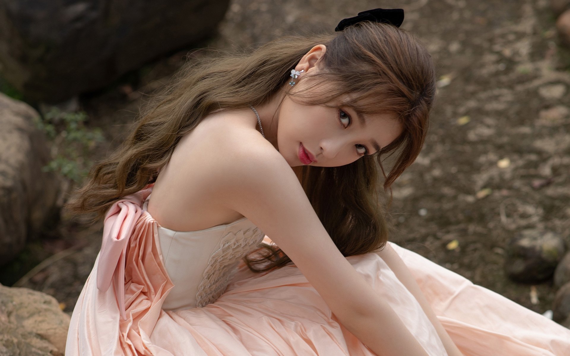 爱游戏在线-C罗千里驰援！几内亚友谊赛爆冷击溃土耳其，绝杀助攻点燃西非奇迹